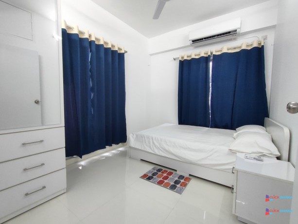 rent-furnished-two-bedroom-apartment-for-a-premium-experience-in-bashundhara-ra-big-0