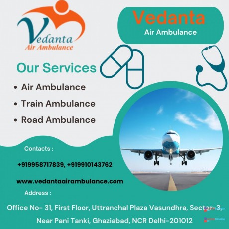 book-vedanta-air-ambulance-service-in-srinagar-with-world-best-healthcare-facility-big-0