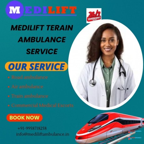 medilift-train-ambulance-in-kolkata-has-modern-medical-equipment-inside-the-train-big-0