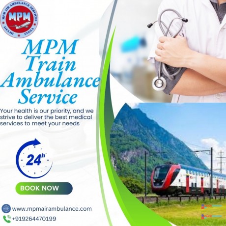 in-mumbai-the-mpm-train-ambulance-is-always-available-to-help-patients-big-0