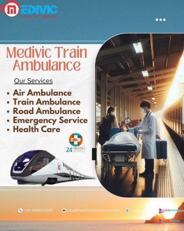 medivic-train-ambulance-service-in-mumbai-is-equipped-with-a-professional-medical-big-0