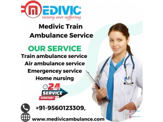 Book the best Medivic Train Ambulance Services in Varanasi with Life-Care Doctor