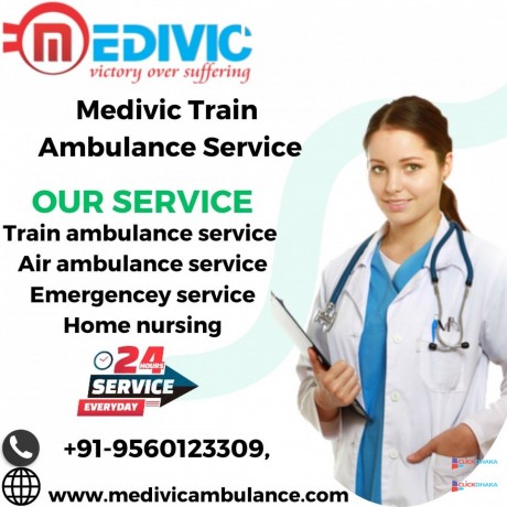 book-the-best-medivic-train-ambulance-services-in-varanasi-with-life-care-doctor-big-0